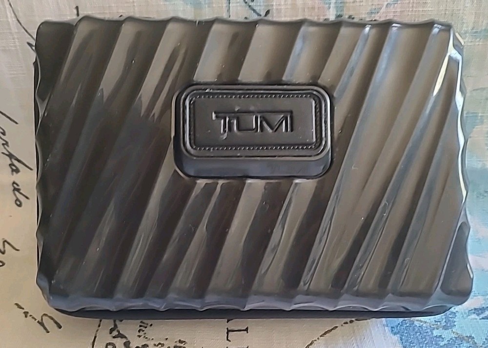 Tumi Delta Black Plastic Hard Shell Travel Case Excellent Condition