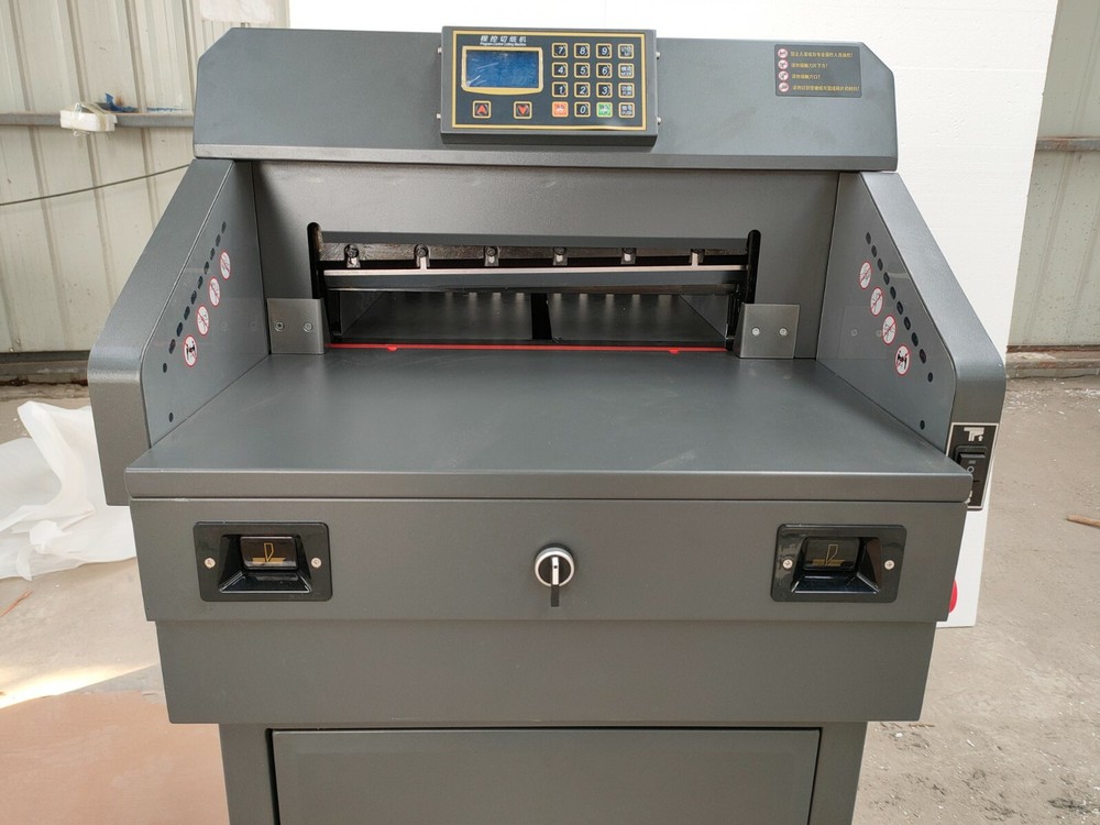 110V 4606 SP Electric Program-Control Cutting Machine Numerical Paper Cutter