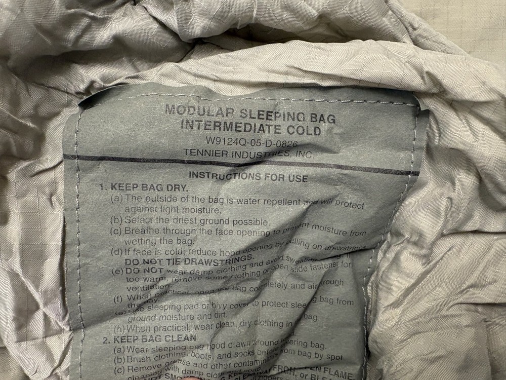 Miltary modular sleeping bag intermediate cold in great shape ready to go!