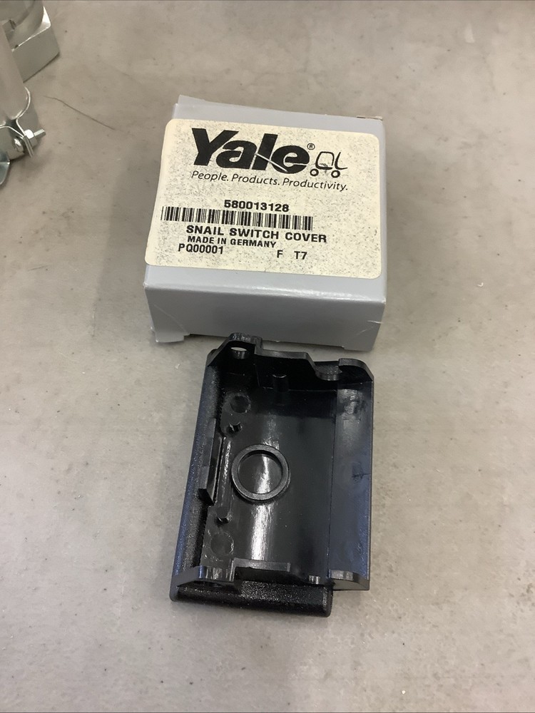 Yale Snail Switch Cover PQ00001