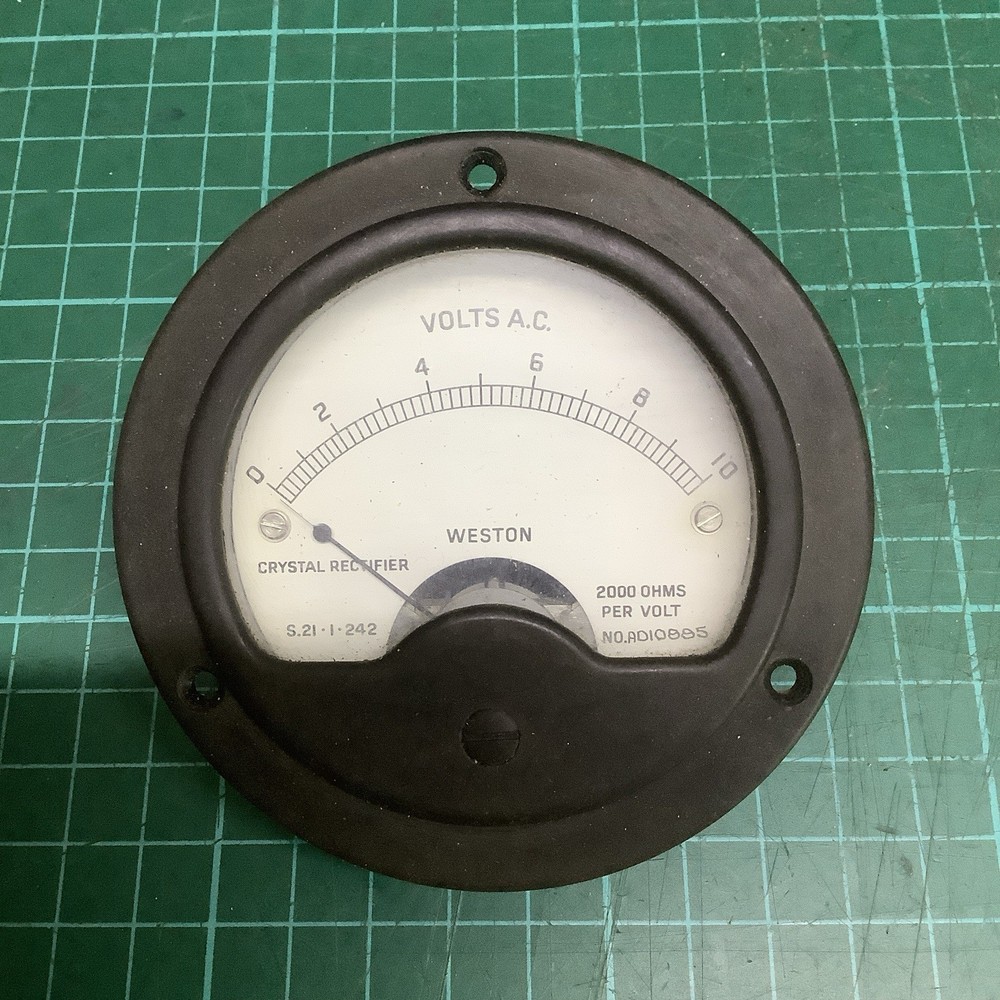 Vintage Weston Bakelite Voltmeter 10v AC