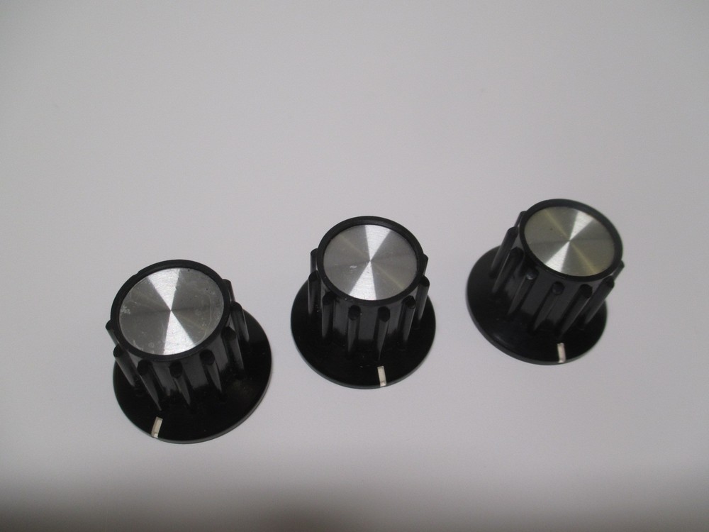 Toya Knobs Roland Jazz Chorus