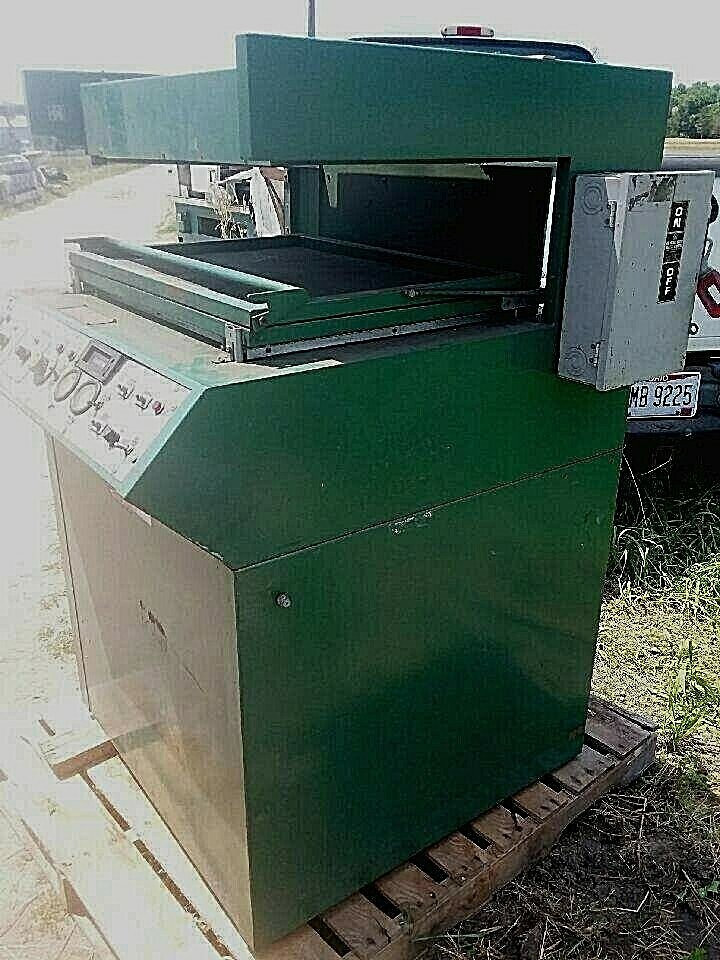 Quality Vacuum Forming Machine LA