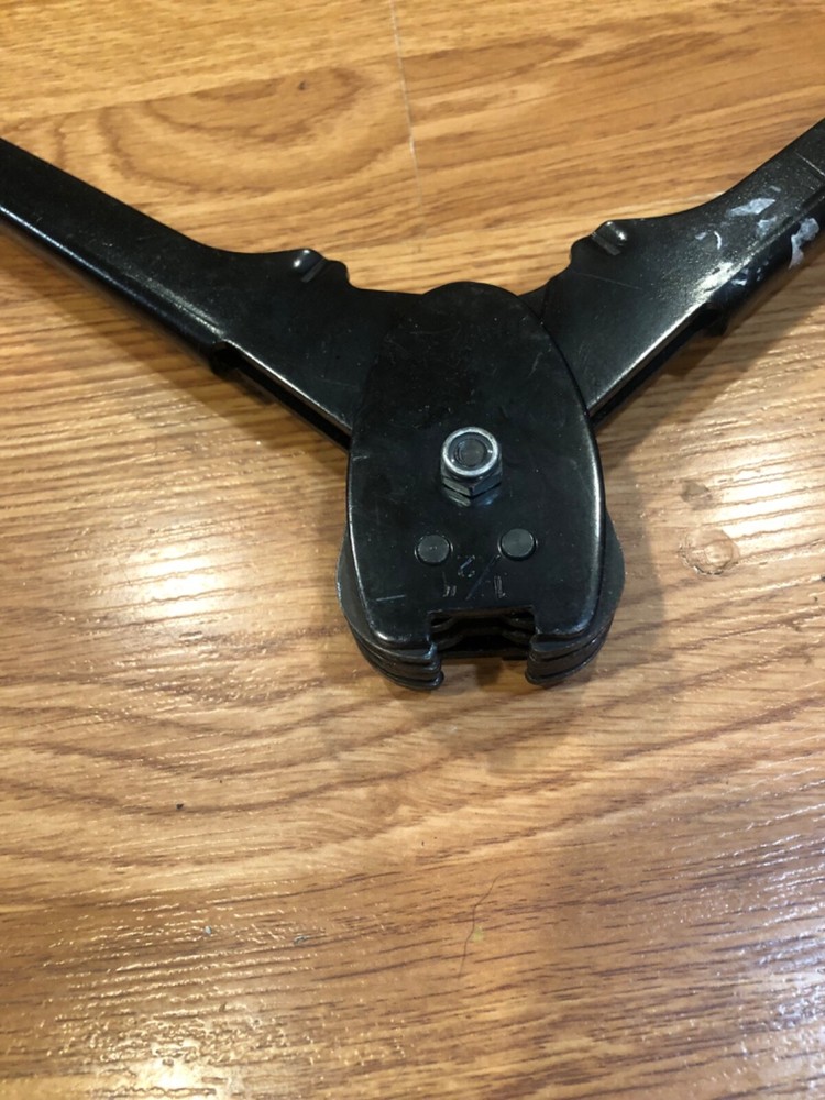 Uline 1/2" Poly Deluxe Crimper tools