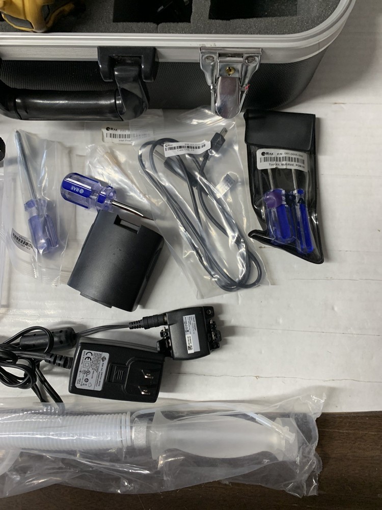 Rae MultiRae Lite PGM6208 Multi Gas Tester Bundle Case Accessories-TESTED-READ!!