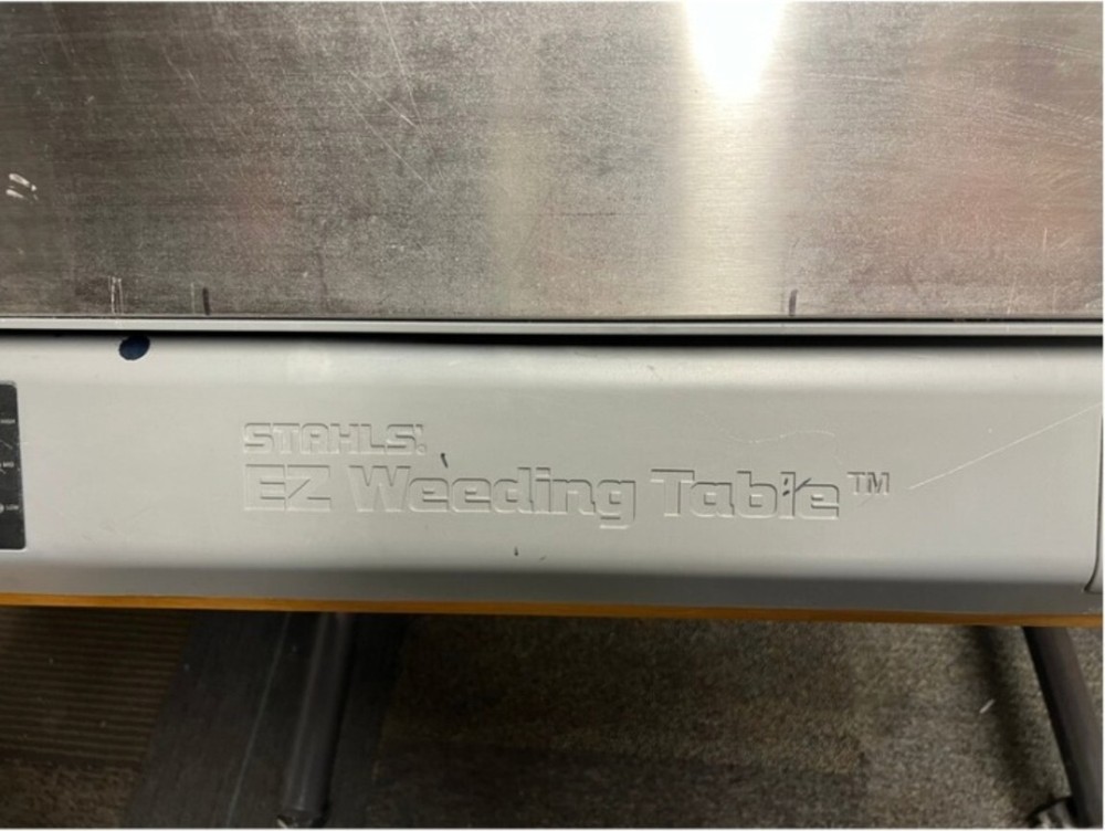 Stahl's EZ-Weeding Table For Vinyl