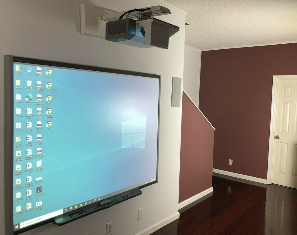 Interactive Smart Board SB680 and Dell S500 Short throw projector