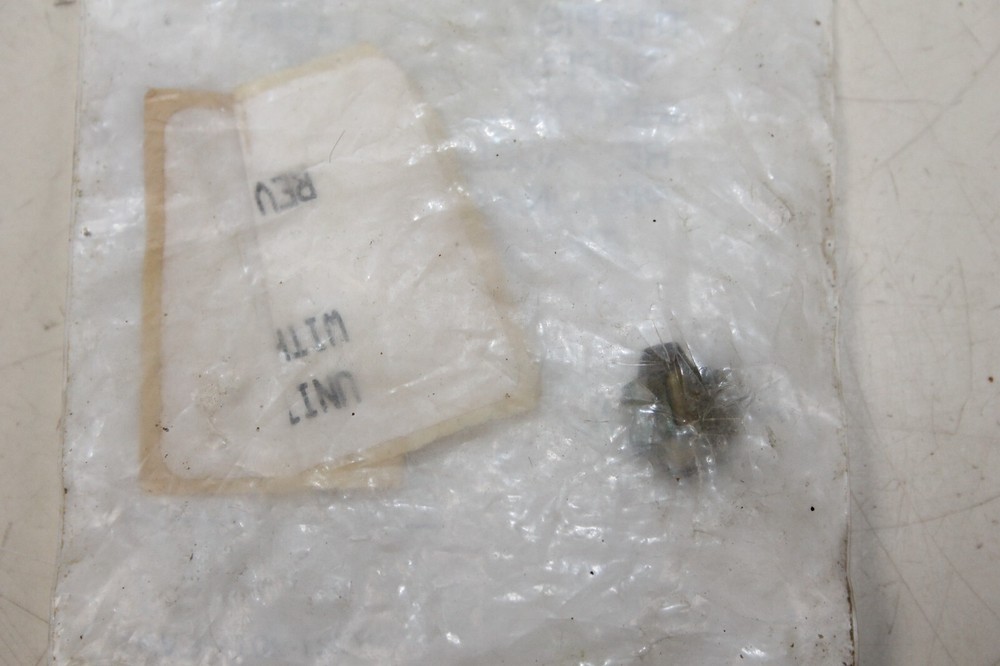 Piston 307720-752 #052 NEW