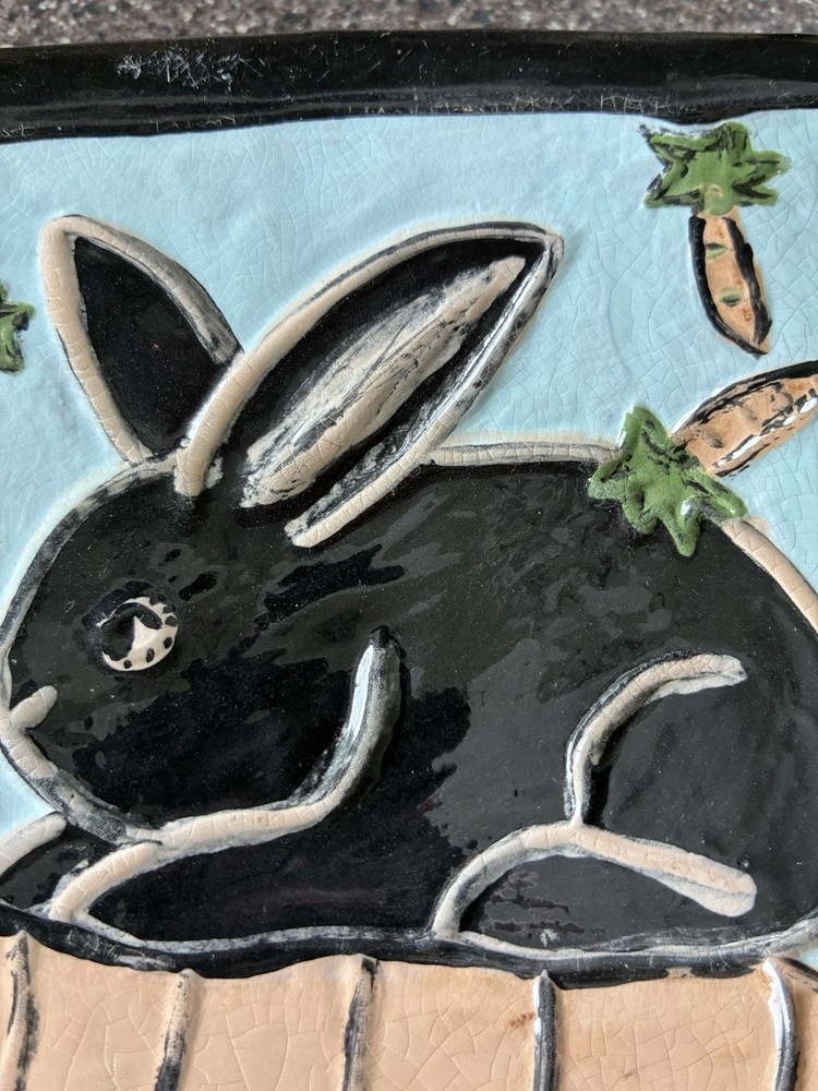 Rabbit Clay And Glazed Tile