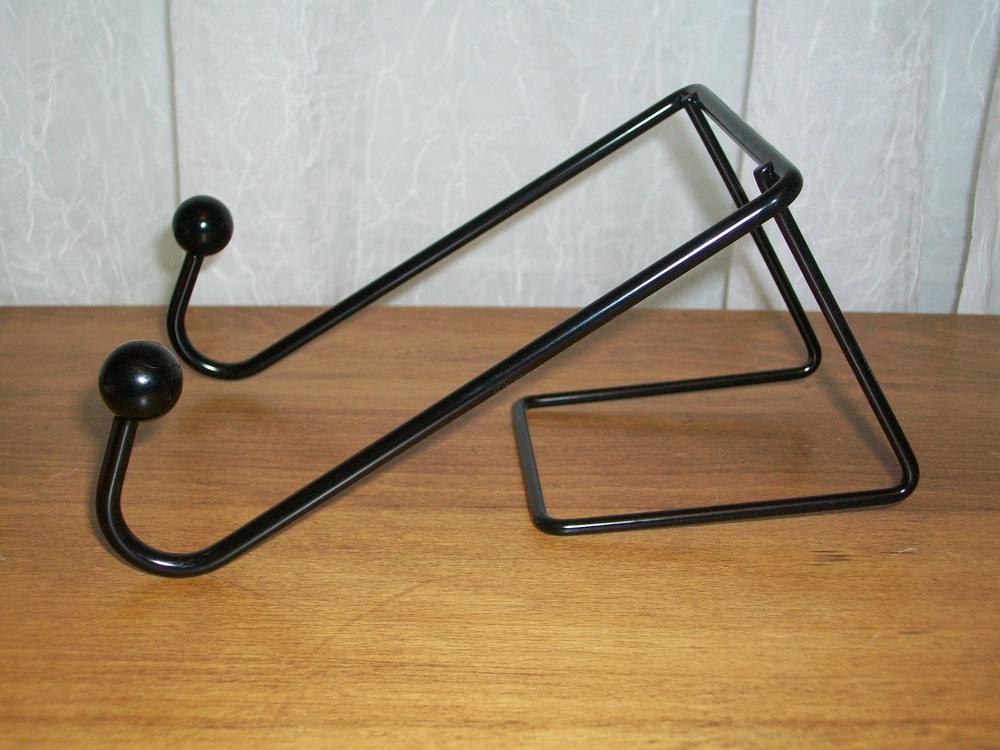 FELLOWES PARTITION BLACK WIRE DOUBLE GARMENT HOOK