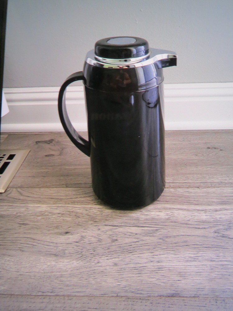 Thermal Carafe for Hot or Cold Drinks Black