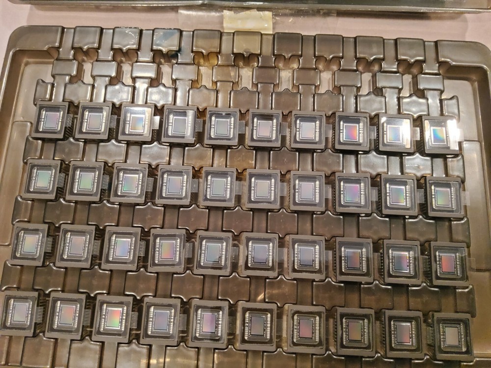 Sony Diagonal 8mm (Type 1/2) CCD Image Sensor Progressive Scan