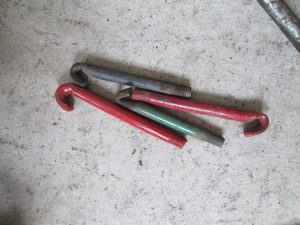 6ft X-702 Aermotor Windmill Spring Hook, X580