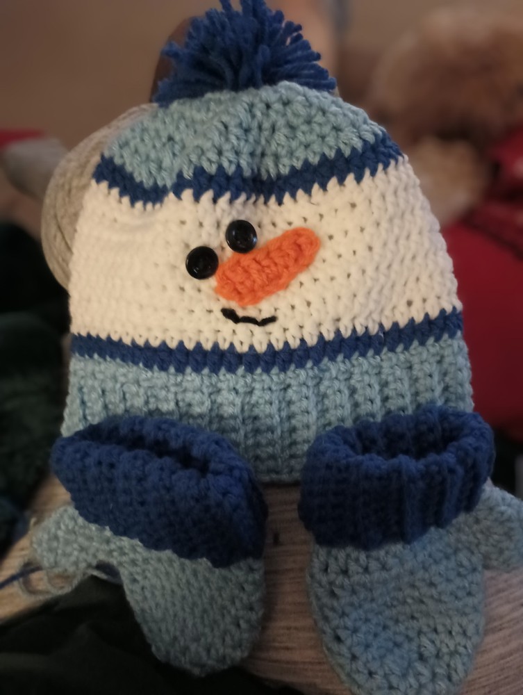 Handmade Snowman Hat And Mittens