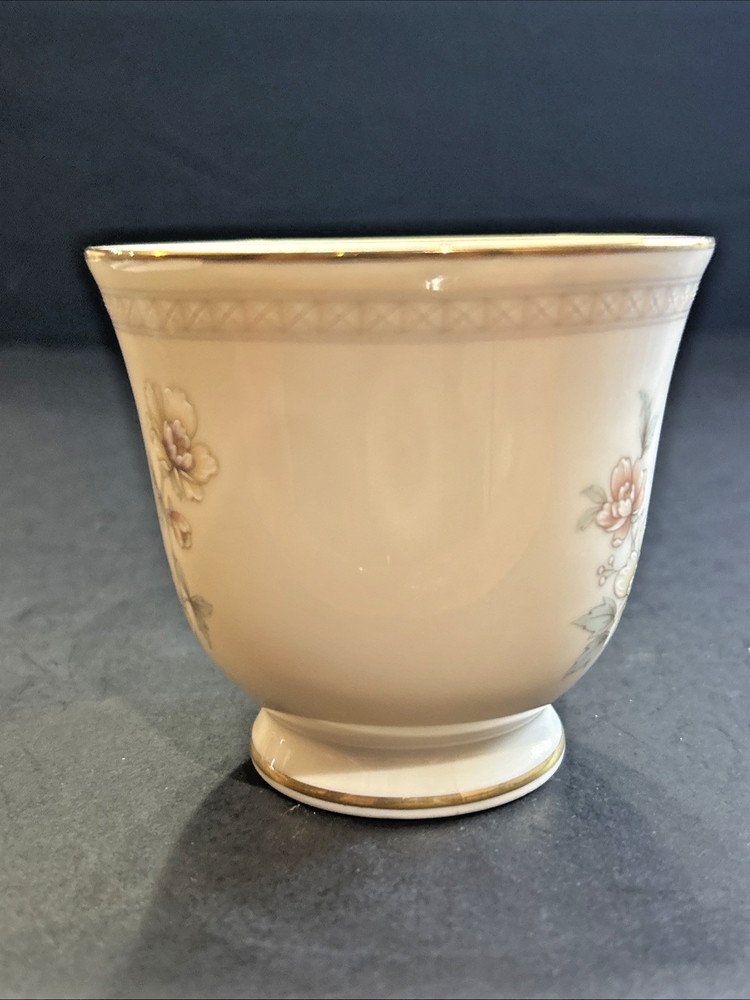 Noritake CERVANTES 5 Pc Place Setting Ivory China 7261 EUC