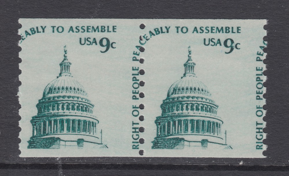 US Sc 1616 MNH. 1975 9c Capitol Dome coil pair, vertical MISPERF, VF ERROR