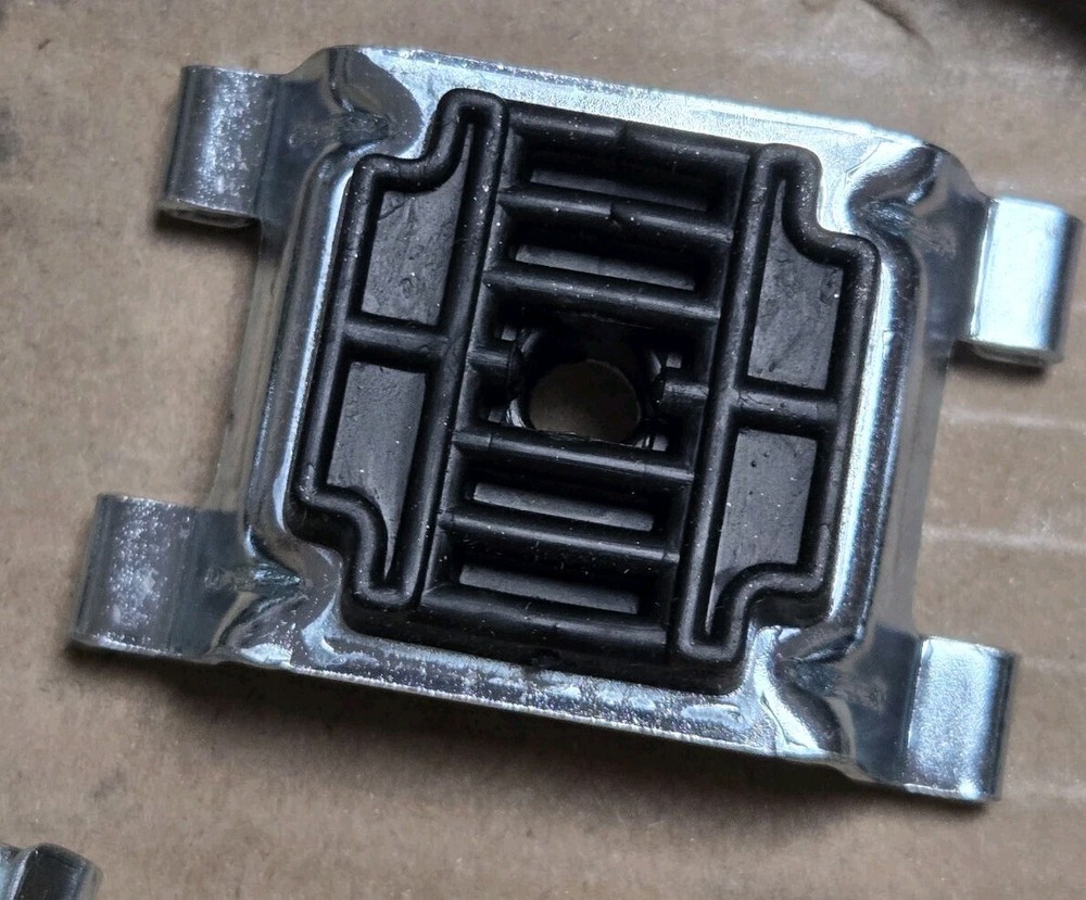Pliteq Genie Clip RST Wall And Ceiling Decoupler