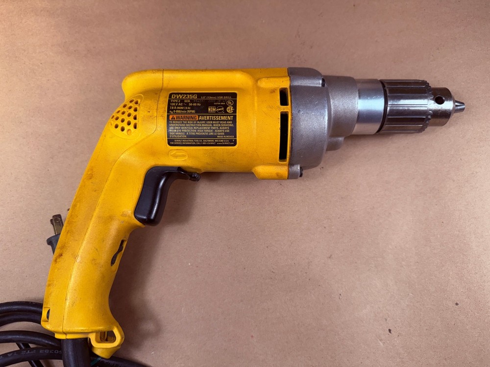 DEWALT DW235G 1/2" Variable Speed Corded Drill - Yellow - Works Great