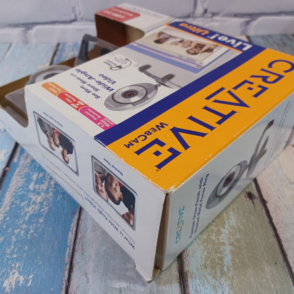 CREATIVE Live! Ultra Wide Angle Web Cam W/ Headset