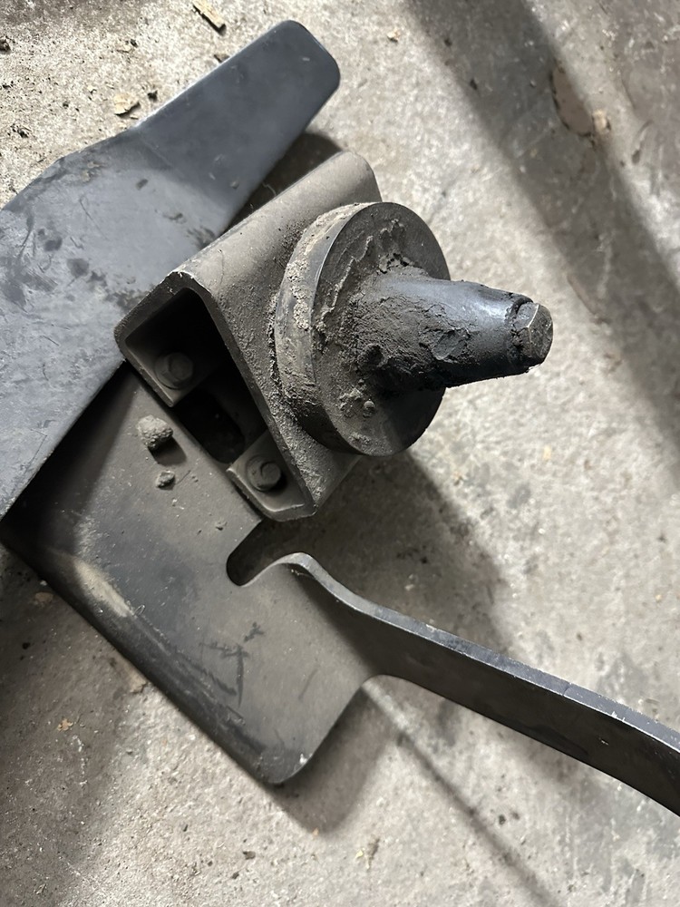 Freightliner FLD120 Hood Rest - Used