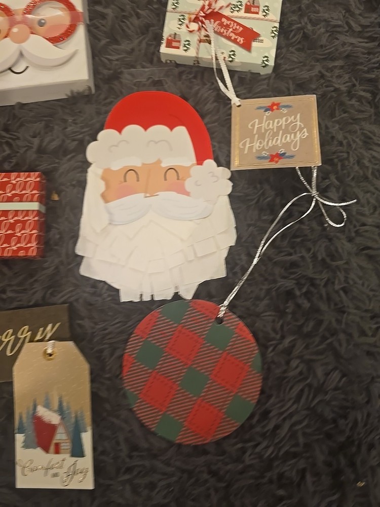 Wrap It Christmas Gift Card Holders Bundle 12 Total Pieces Assorted Designs.