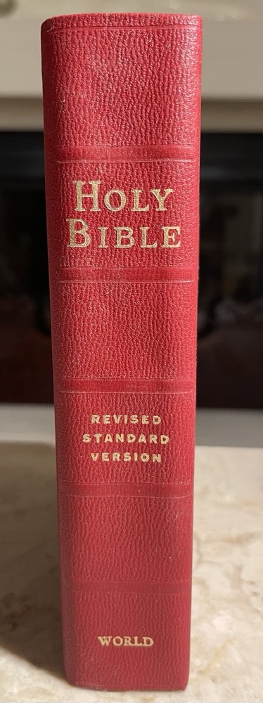 Popular Gift Bible 1962 With Original Gift Box