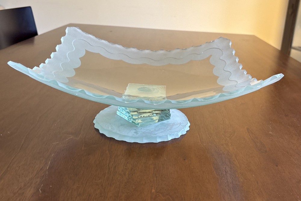 STUDIO JEFFREY SIGNED CURVED TRAY ART GLASS