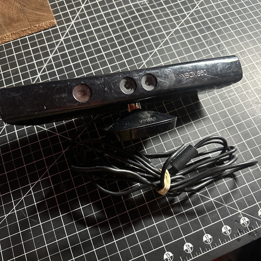 Microsoft Kinect Sensor for XBox 360