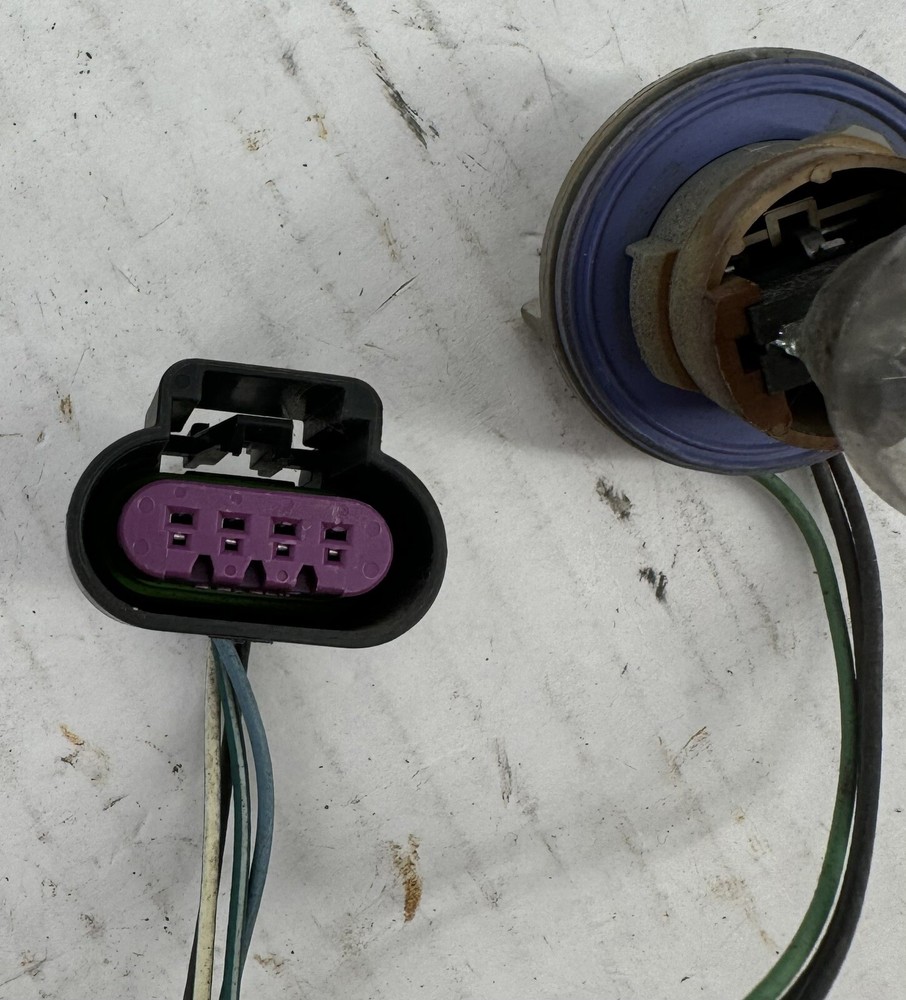 2011 - 2020 DODGE GRAND CARAVAN TAIL LIGHT WIRE HARNESS