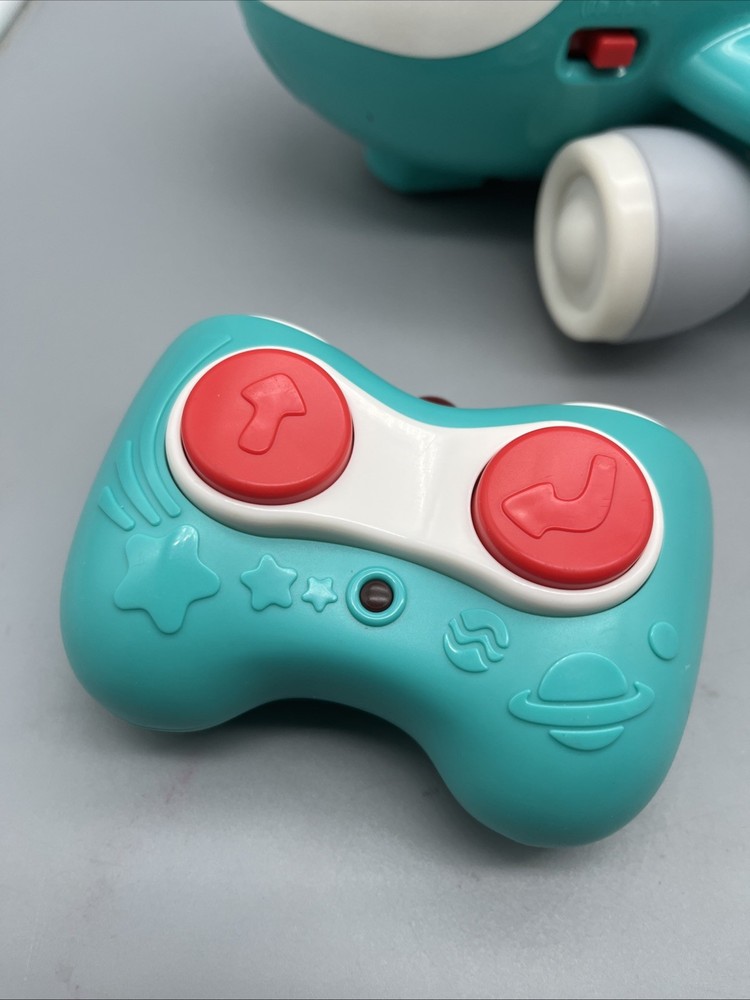 I Play I Learn Airplane Working Sounds And Rolls,Remote Does Not Control Plane