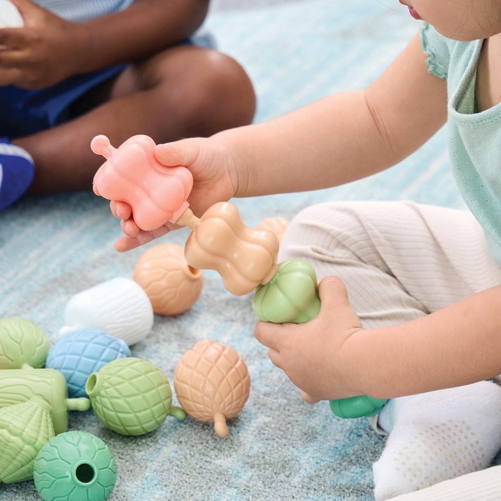 Kaplan Early Learning Easy-Link Nature Set - 35 Pieces