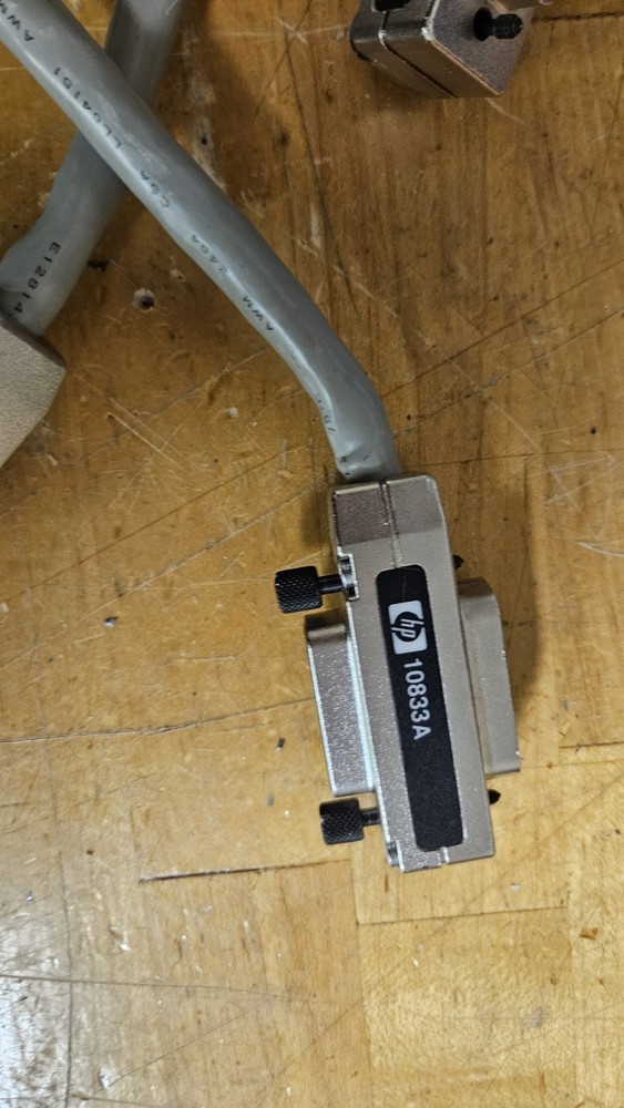 HP 10833A Cables