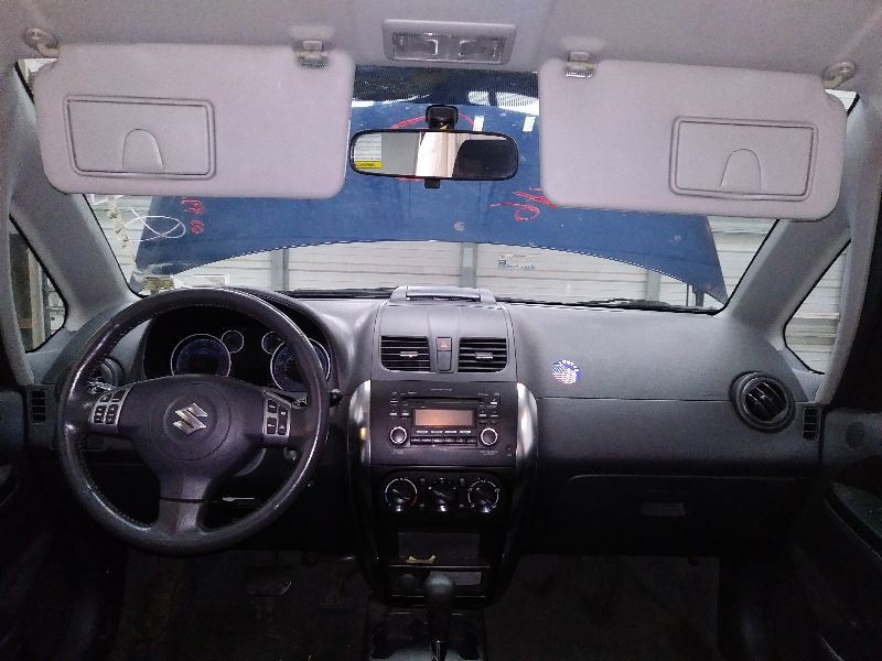 SX4 2010 Headrest 285344