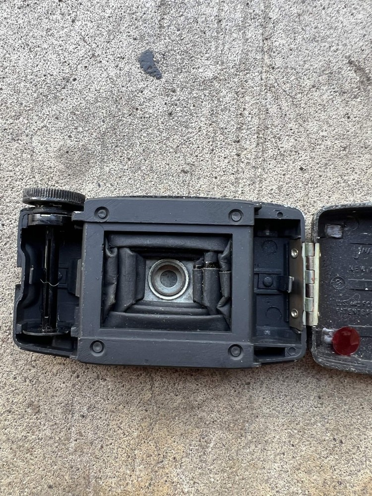 Vintage Univex Model AF-2 Camera (Untested For Display)