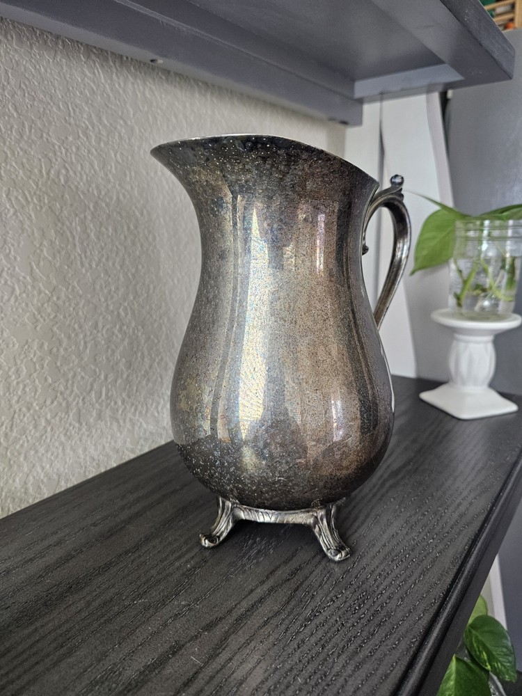 Vintage International Silver Co. footed Water Pitcher Silverplate
