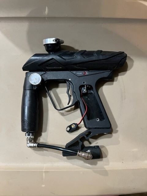 Paintball Black Ion Maker