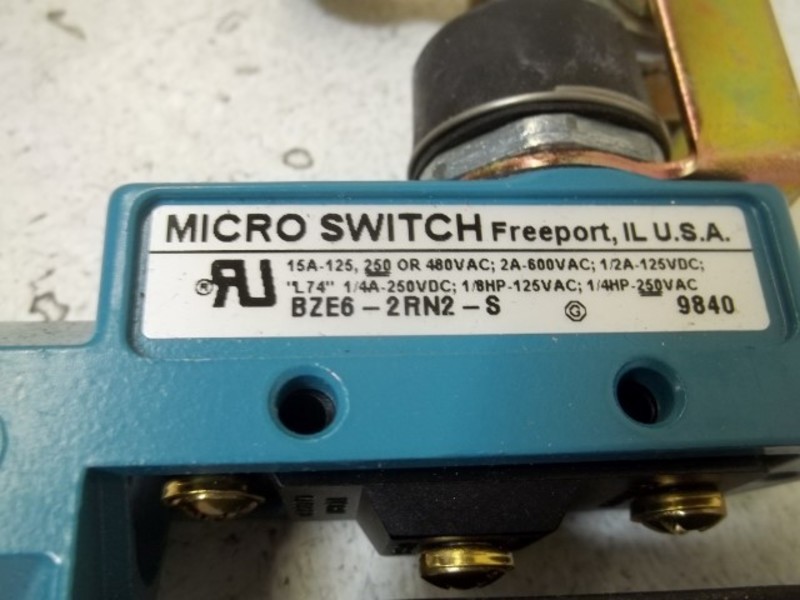MICRO SWITCH BZE6-2EN2-S LIMIT SWITCH NSMP