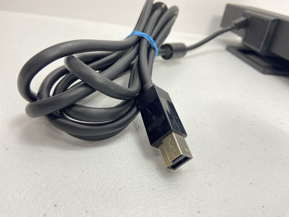 Microsoft Kinect Sensor for Xbox One Untested Good Condition