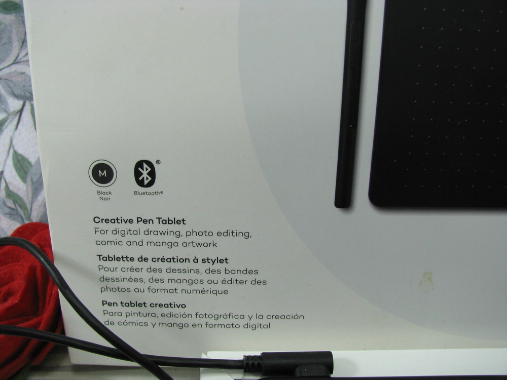 WACOM INTUOS CTL-6100WL, M Wireless Bluetooth/ USB Graphics Drawing Pad, PC/ Mac