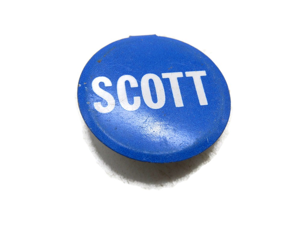 Scott Campaign Fold Over Button