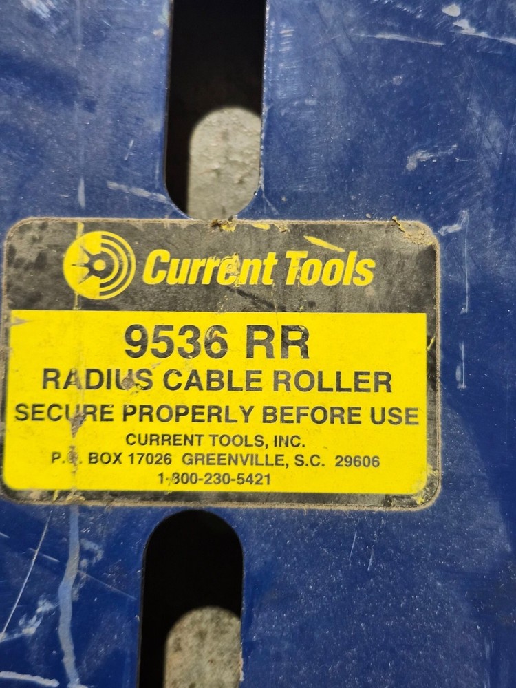 NEW SURPLUS CURRENT TOOLS Radius Cable Roller for 30"-36" Tray 9536RR
