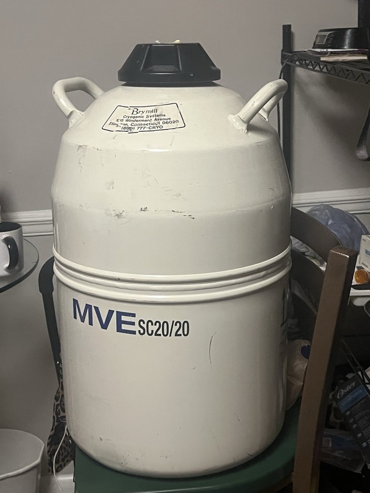 MVE SC20/20 Cryogenic Freezer for Biological Laboratory