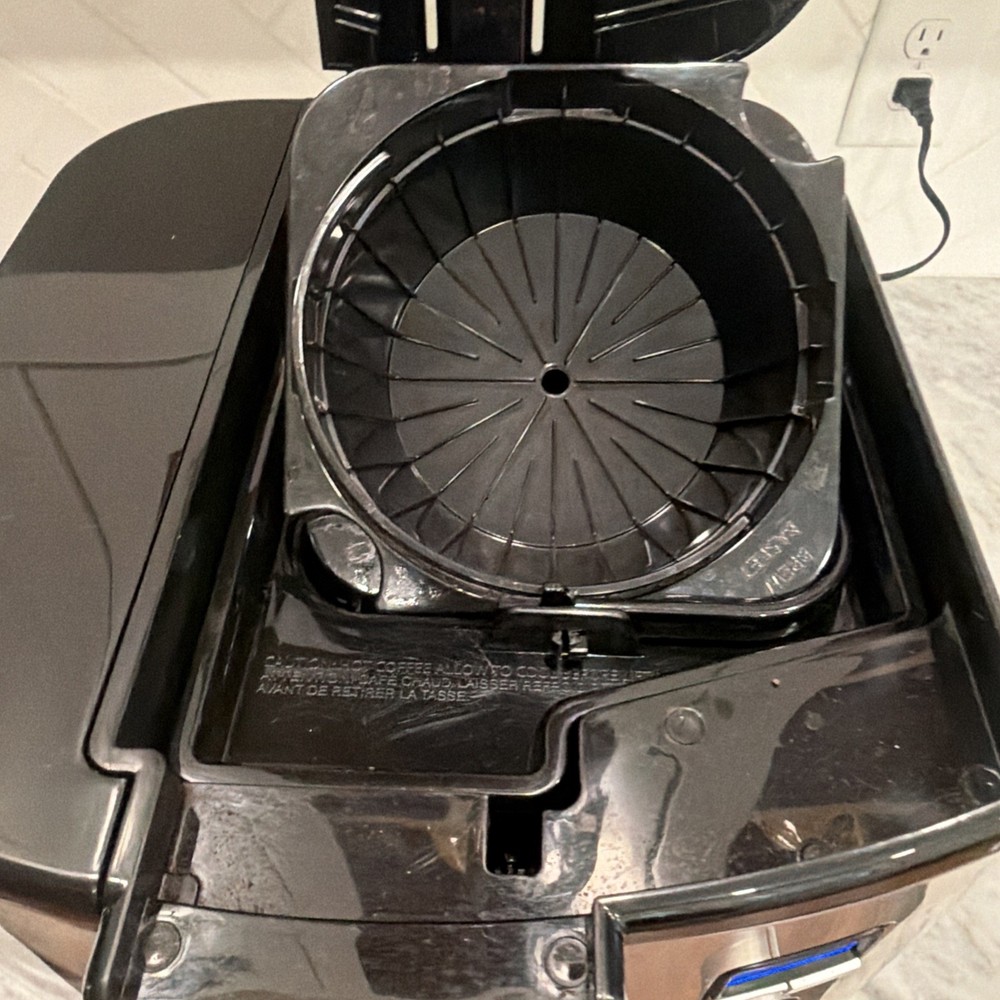 Cuisinart DCC-3000 Programmable Filter Coffee Machine 12 Cup Stainless Steel