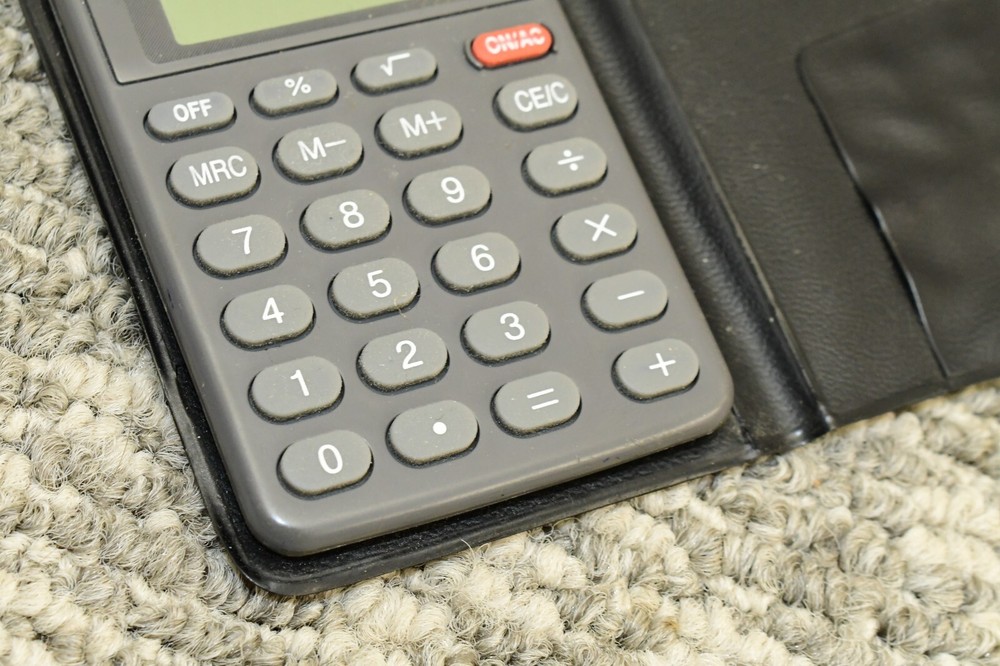 Solar Equate Electronic Display Adjustable Calculator Tested Works