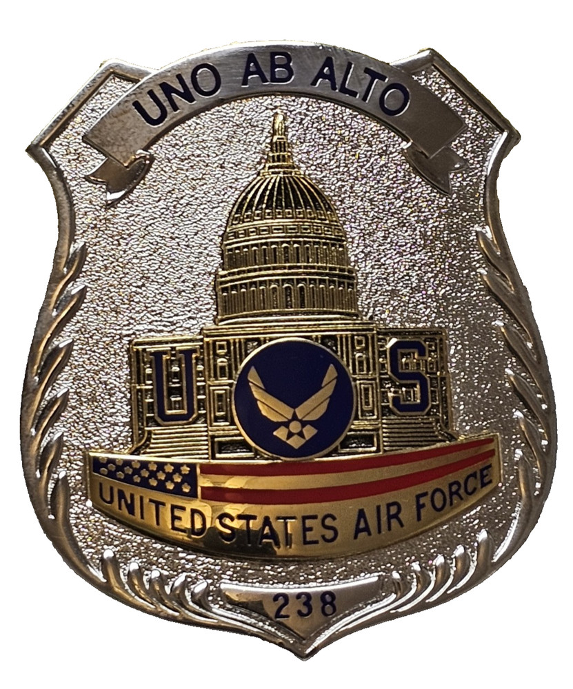 Obsolete United States Air Force "USA BadgeNet" Badge #238 w/org "UNO AB ALTO"