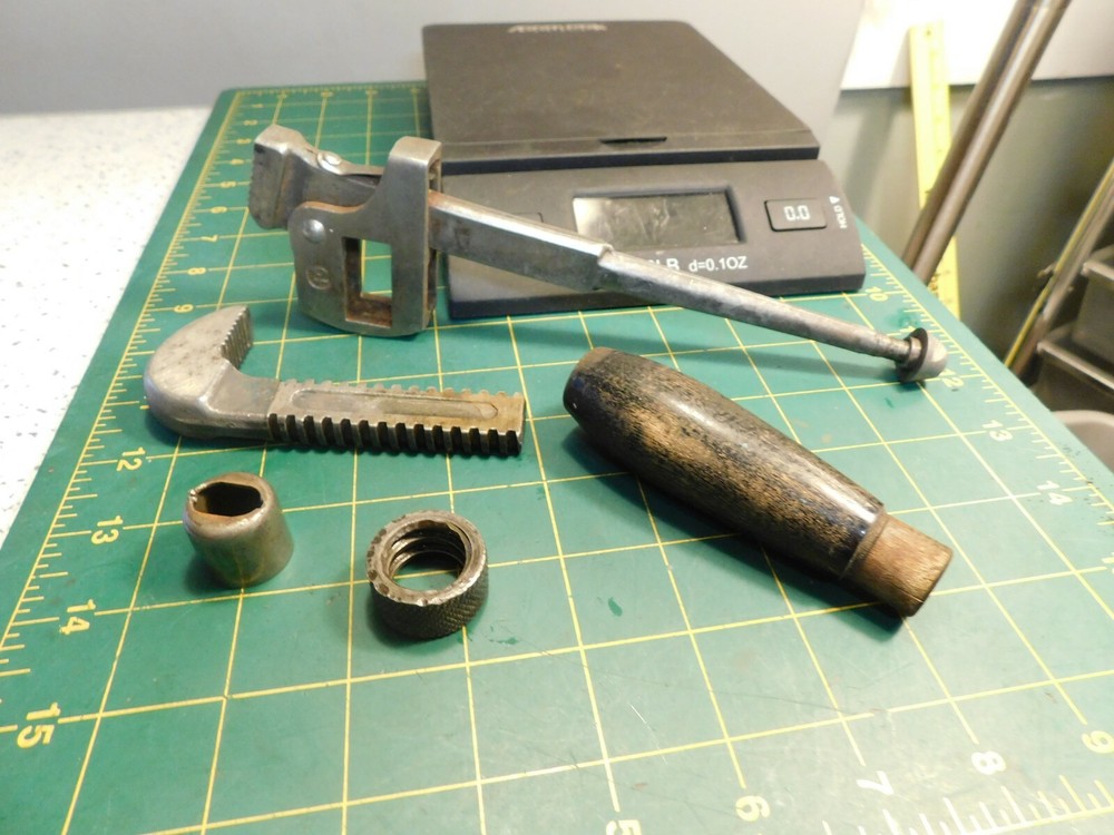 Vtg. Unmarked 10" Adjustable Tool, Wood Handle Pipe Wrench