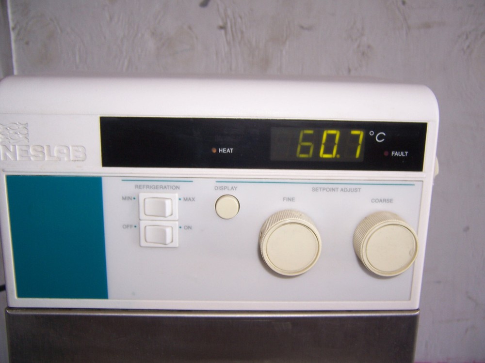 13920 Neslab RTE-111 Chiller