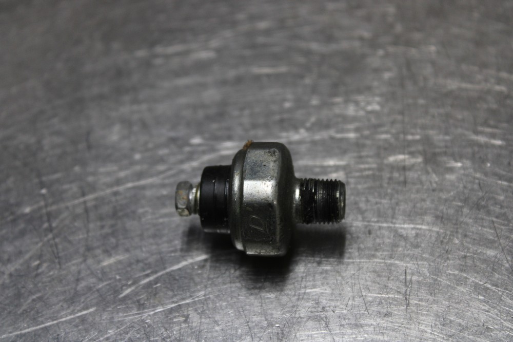 02-13 Interceptor VFR800 Oil Pressure Sensor