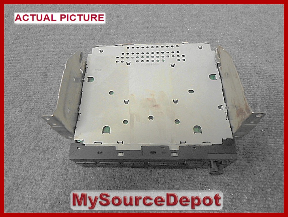 2000,2001,MIRAGE,CD/CD CHANGER CONTROL