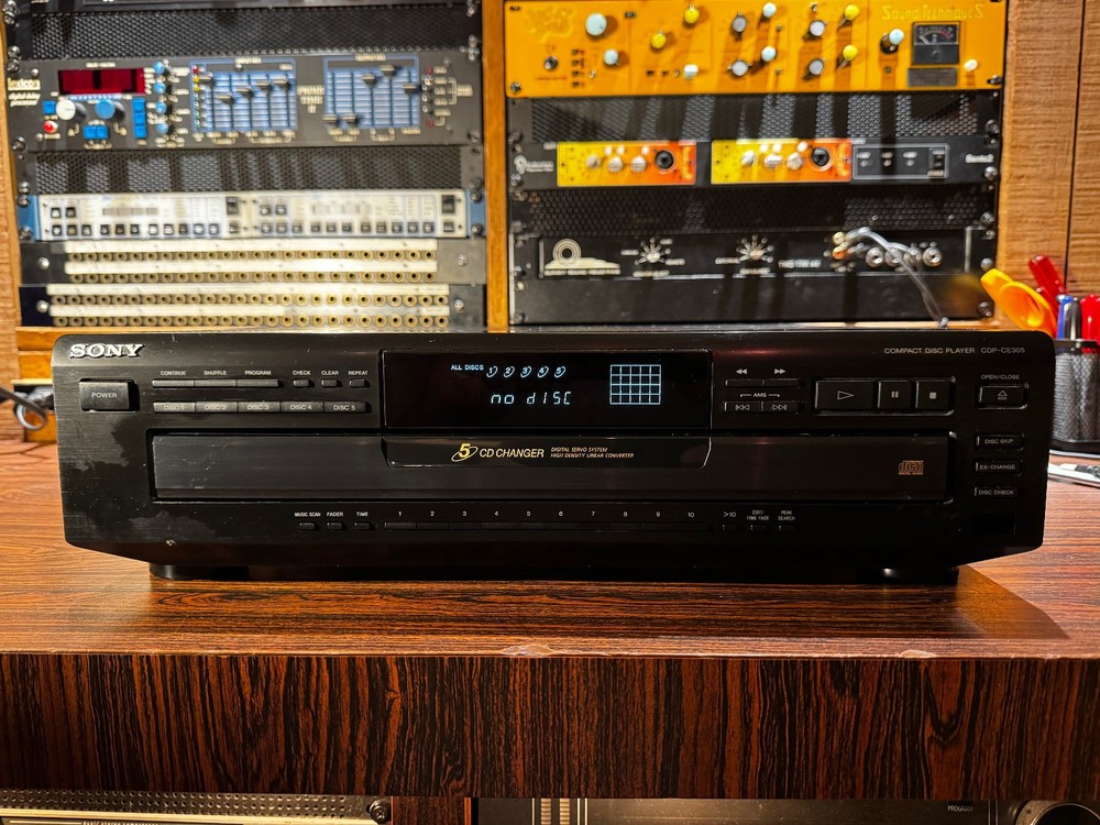Sony CDP-CE305 CD Player